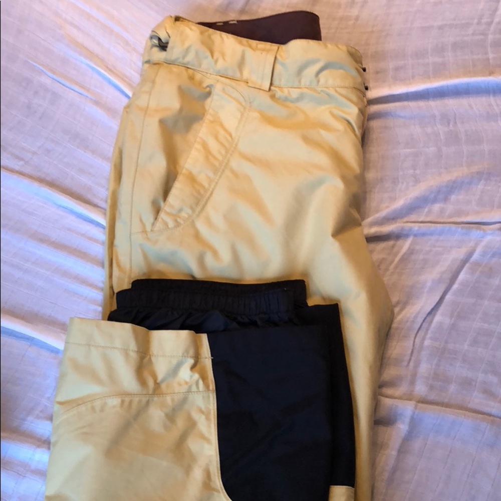 Skiing Anyone??? Marmot Ski pants